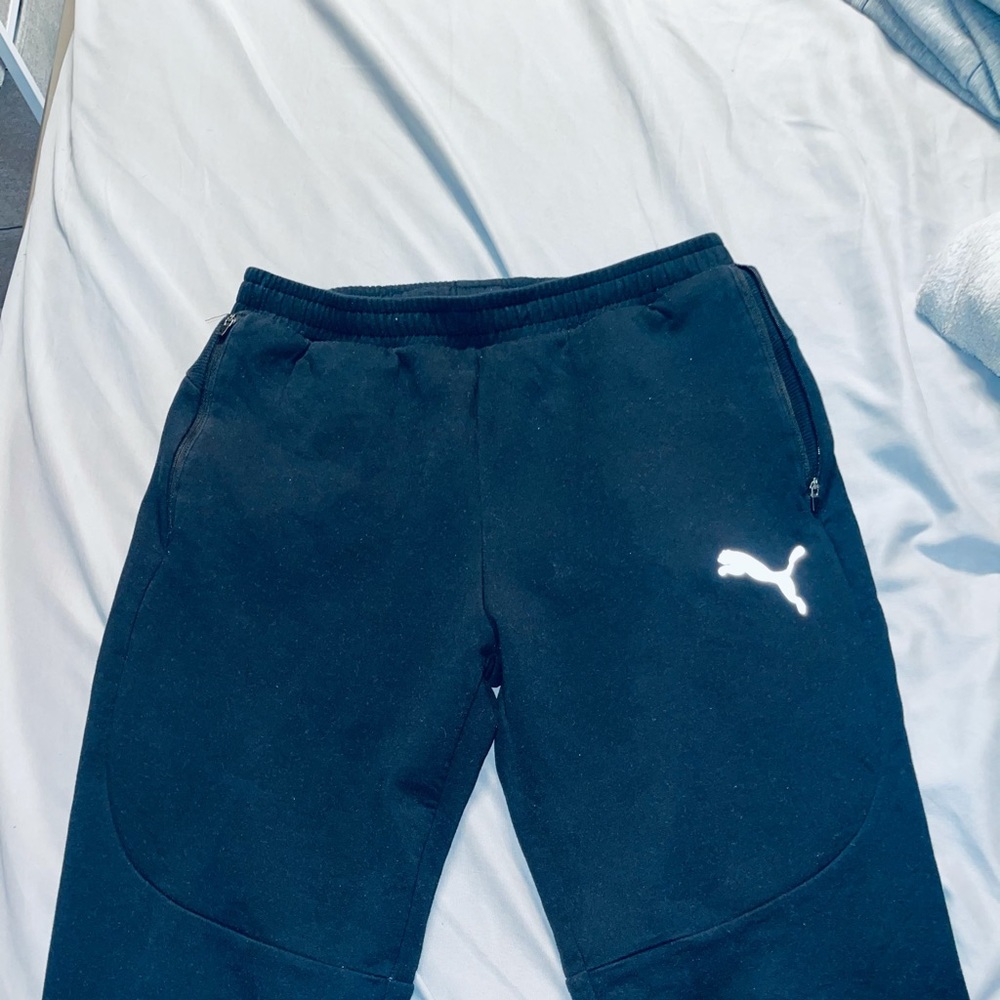 sweat pants